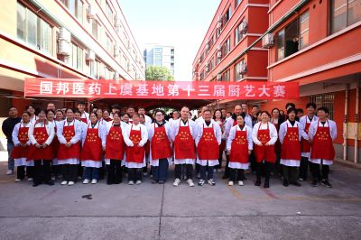 锅铲翻飞间，便有了“家”的味道~